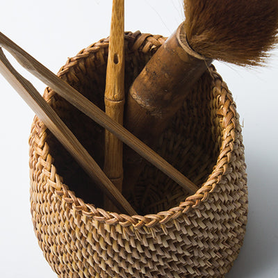 Hand-Woven Rattan Storage Pot for Cutlery, Brushes, and Utensils - Natural Bohemian Style