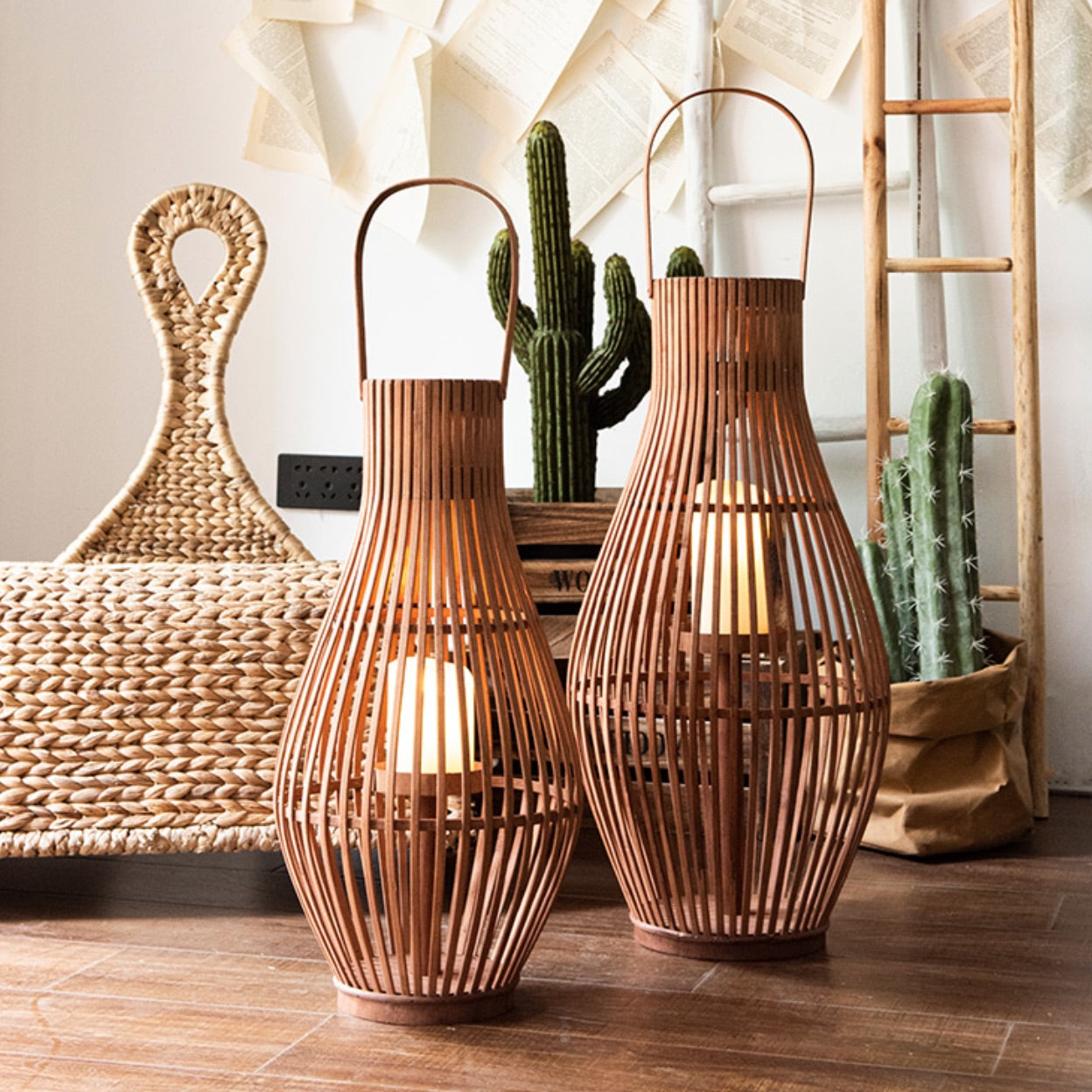 Lanterne Décorative de Sol en Bambou Tressé Forme Pyriforme avec Anse pour Bougie Style Bohème Intérieur et Extérieur
