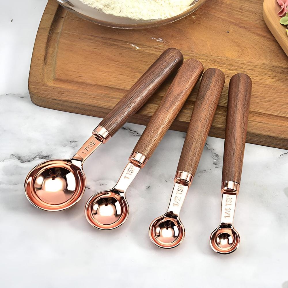 Orion – Set de Cuillères et Tasses à Mesurer en Cuivre Élégant et Durable