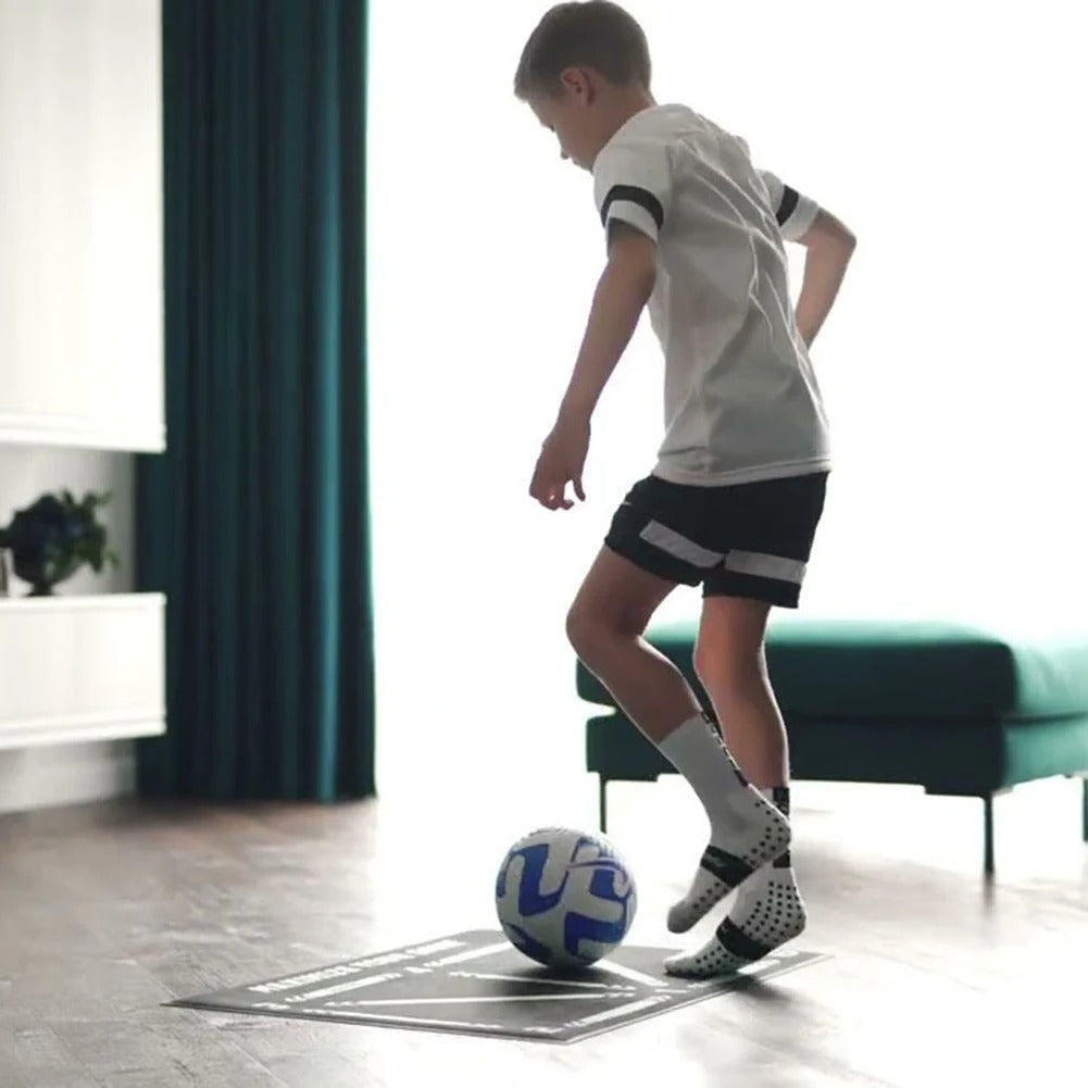 Orion – Tapis d’Entraînement de Football Antidérapant et Silencieux