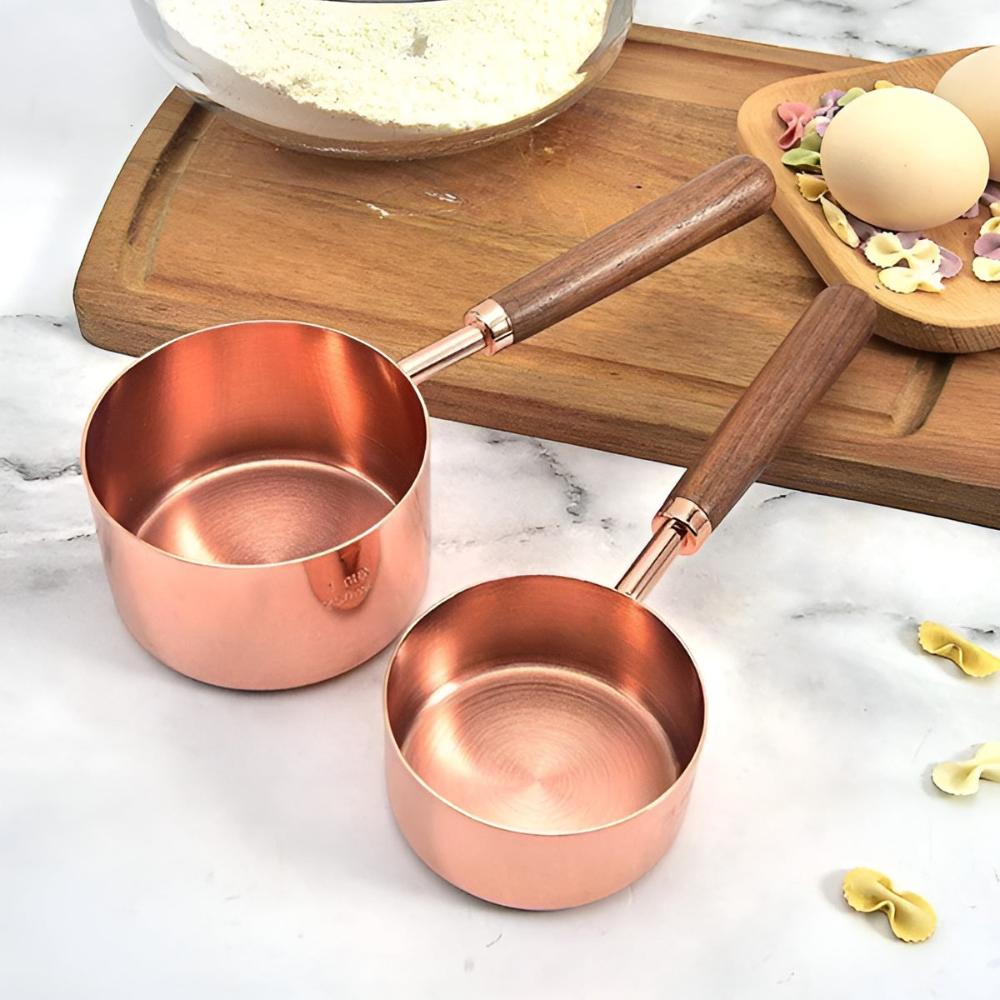 Orion – Set de Cuillères et Tasses à Mesurer en Cuivre Élégant et Durable