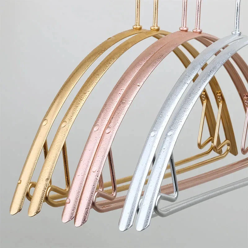 Cintres en Aluminium Arrondis pour Vêtements, Épaules Anti-Marques, Profil Fin Antidérapant avec Barre pour Pantalons