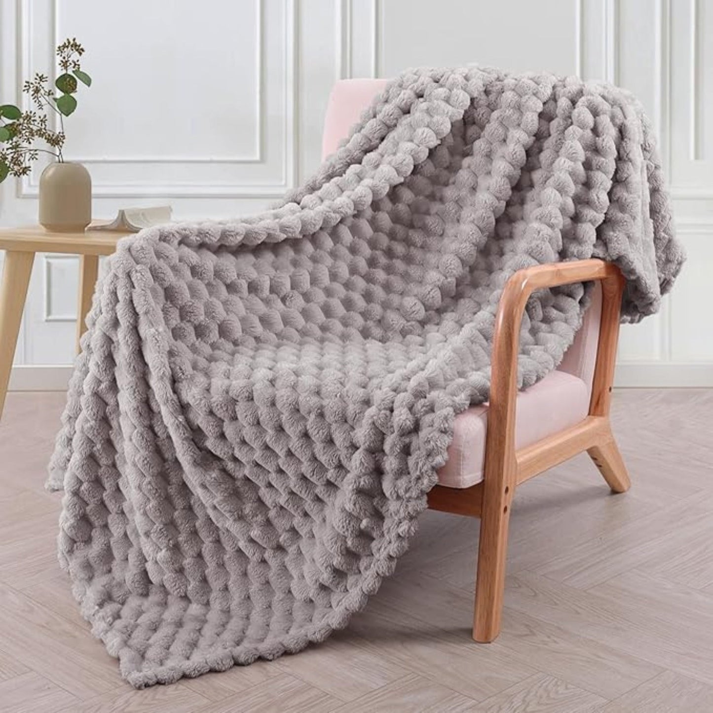 Velora – Plaid Douillet en Peluche Ultra-Soft et Luxueux