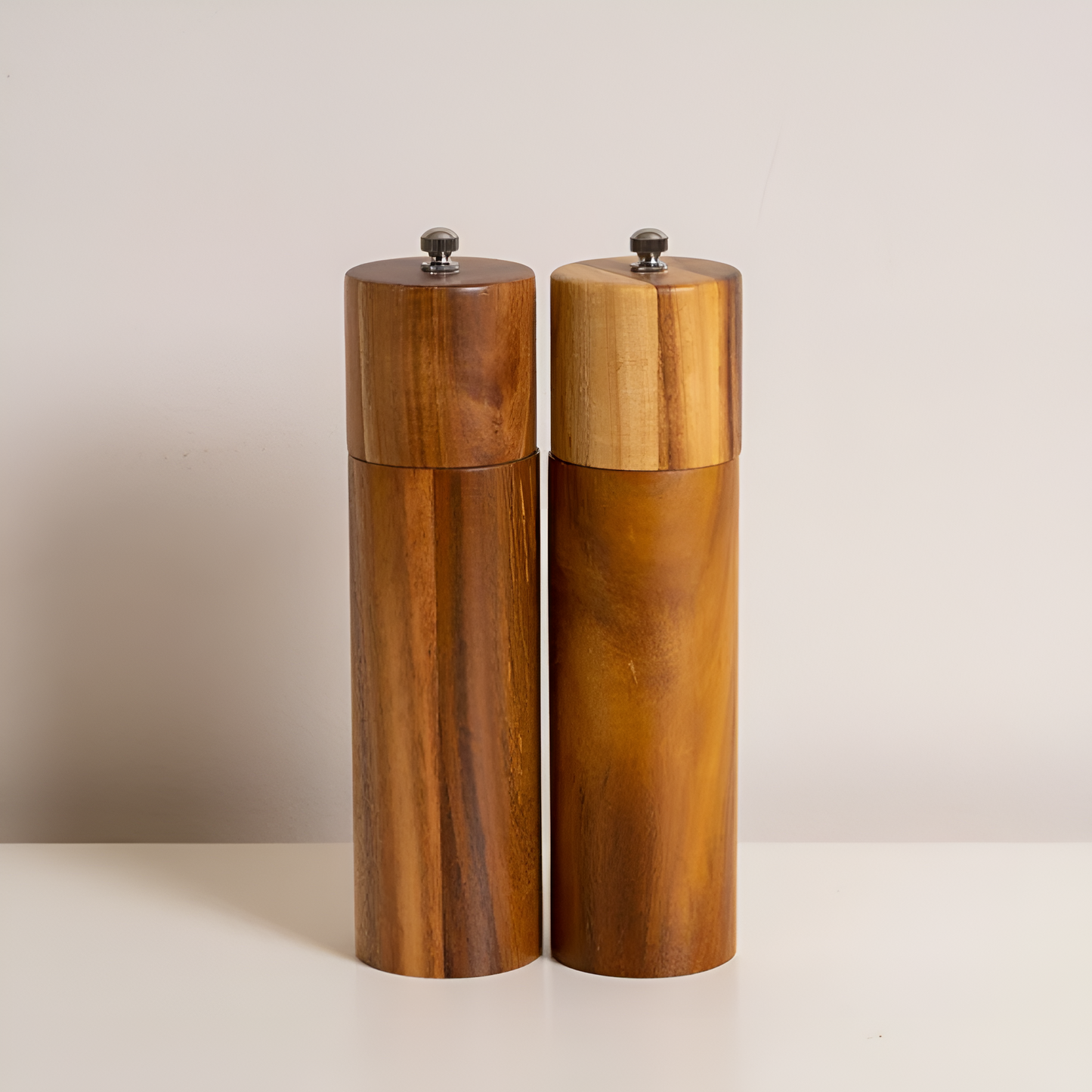Terra – Set de Moulins à Épices en Bois Minimalistes et Élégants
