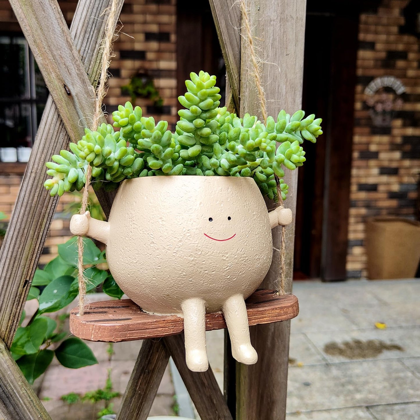 Pot de Fleurs Suspendu en Résine à Visage Souriant sur Balançoire pour Plantes Succulentes et Cactus