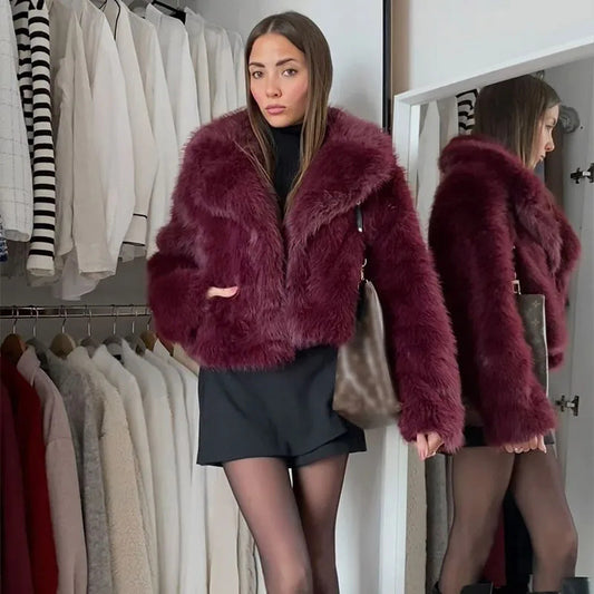 Manteau Élégant en Fausse Fourrure Courte avec Col à Revers - Aurelles