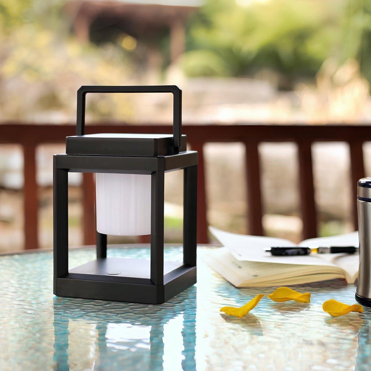 Lanterne Solaire d'Extérieur Portable Rechargeable USB Étanche IP44 pour Jardin Terrasse et Camping