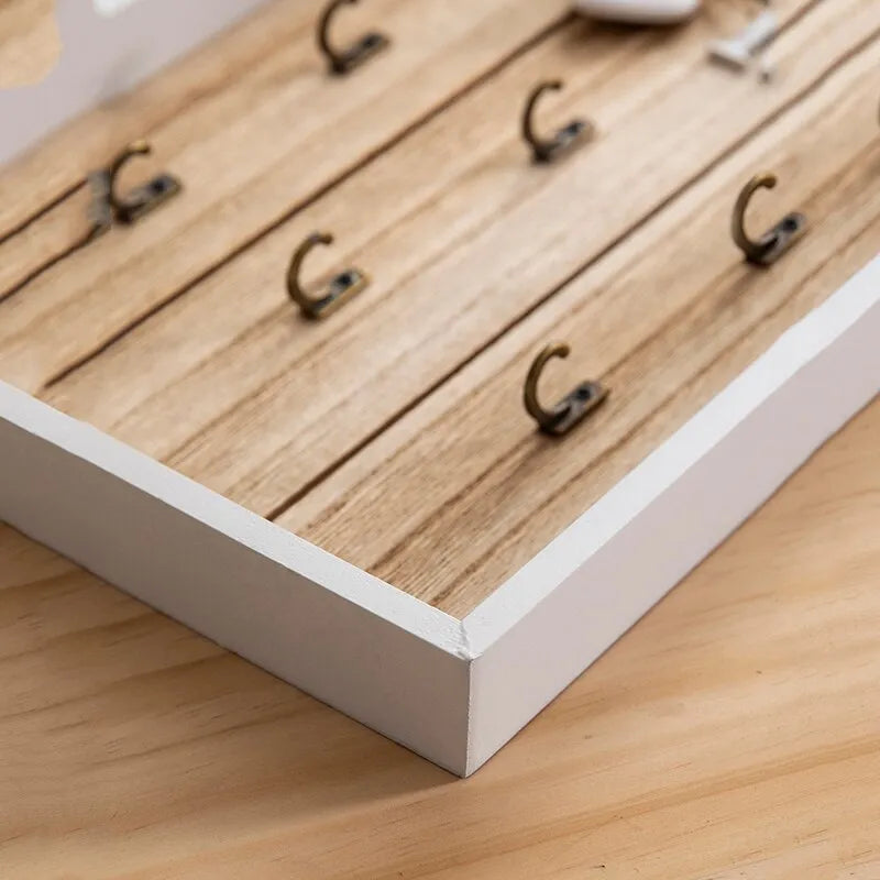 Soléna – Porte-Clés Muraux en Bois Sculpté et Élégant
