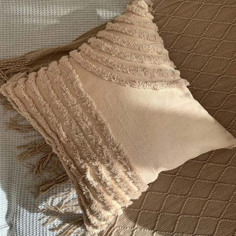 Velora – Coussins d’Accent Tissés et Capitonnés Chauds et Élégants