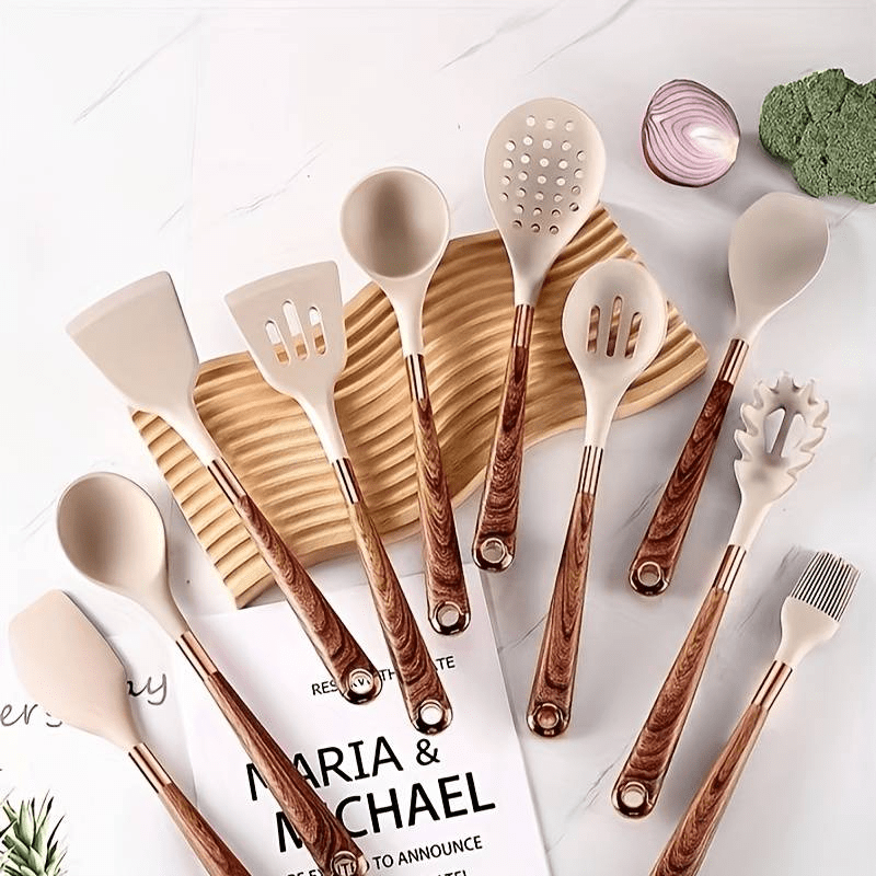 Solene – Ensemble de Cuisine en Silicone 10 Pièces Résistant et Moderne