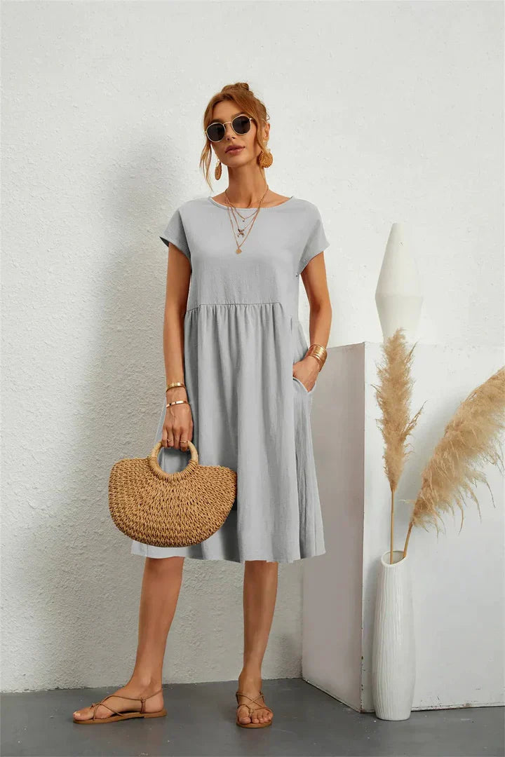 Robe A-Line Femme - Longueur Genou - Manches Courtes - Coupe Détendue - Col Rond - Aurelles