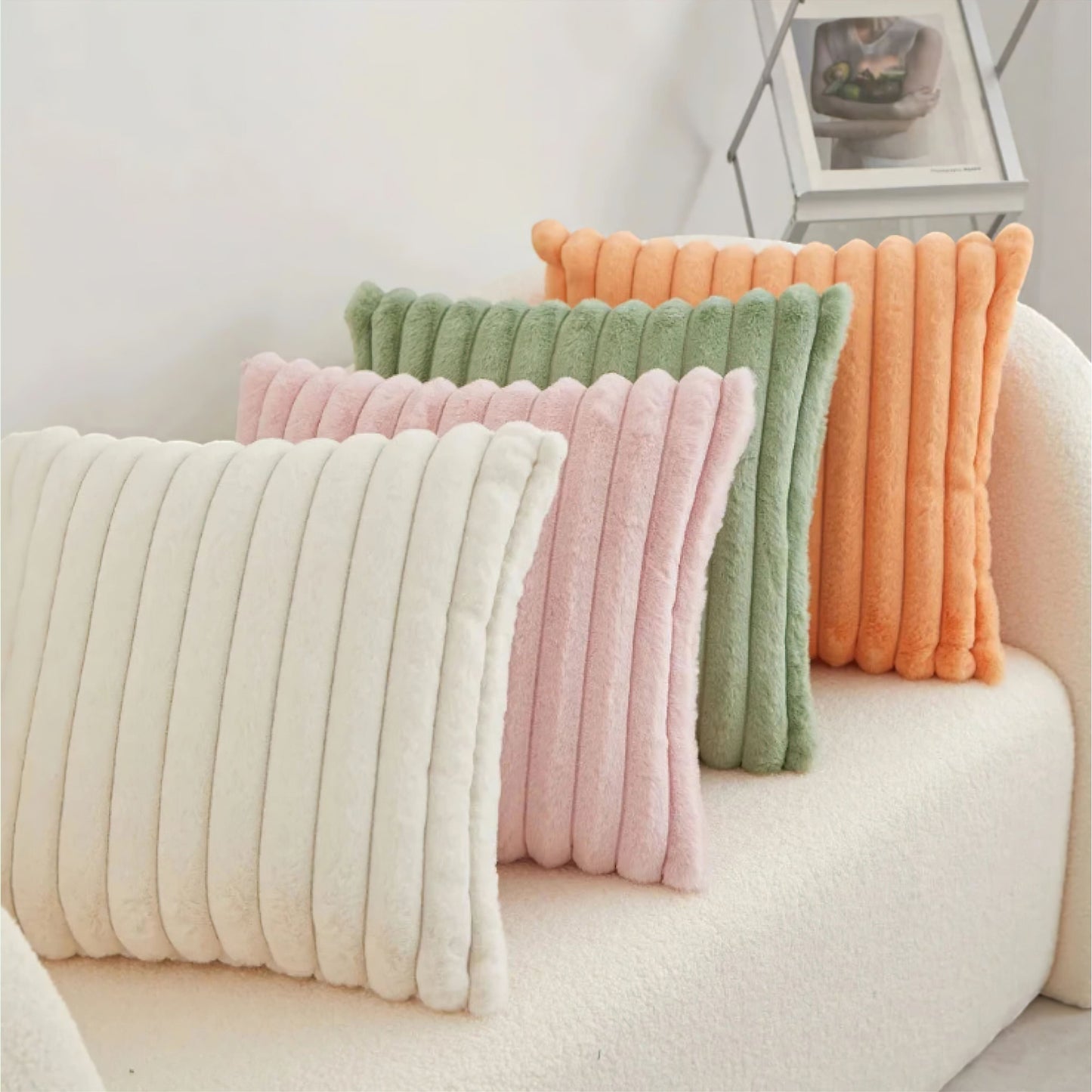 Housse de Coussin en Fausse Fourrure à Grosses Côtes Verticales en Relief pour Canapé et Lit Style Cocooning