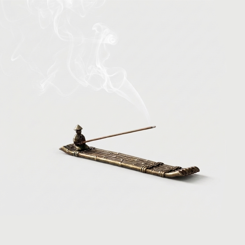 Porte-Encens Sculptural en Métal Forme Barque de Pêche Asiatique Traditionnelle pour Bâtons d'Encens et Méditation