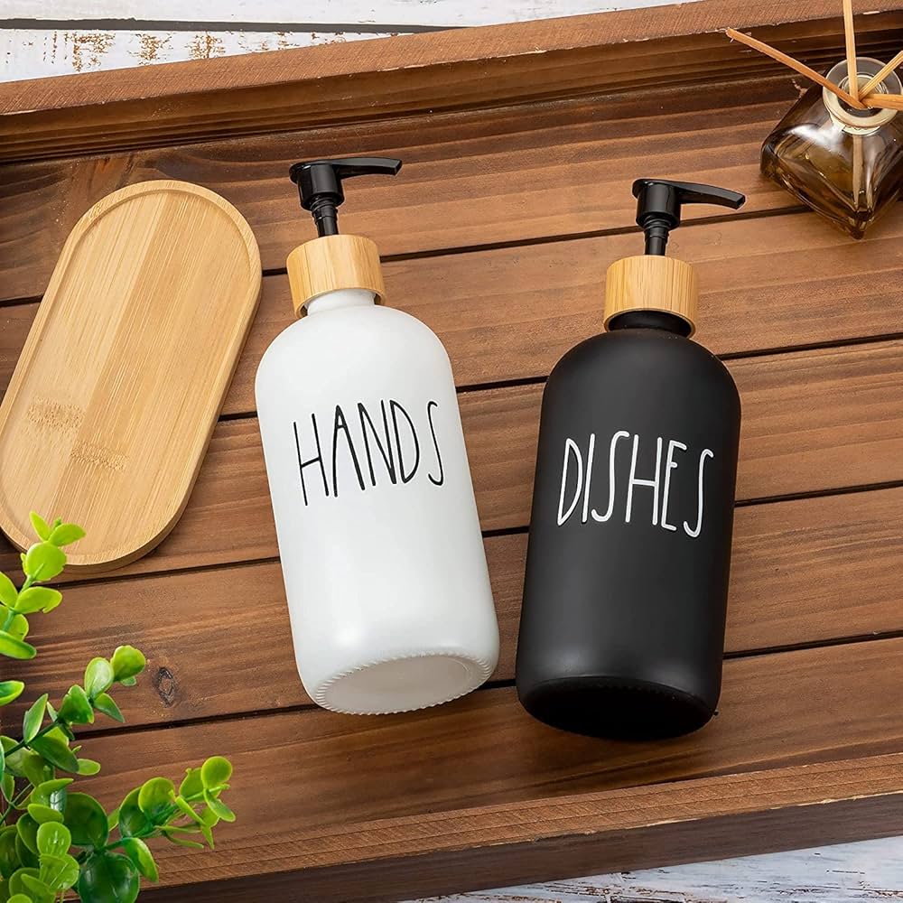 Duo de Distributeurs à Savon en Verre Mat avec Pompe Bambou Plateau Assorti pour Cuisine et Salle de Bain
