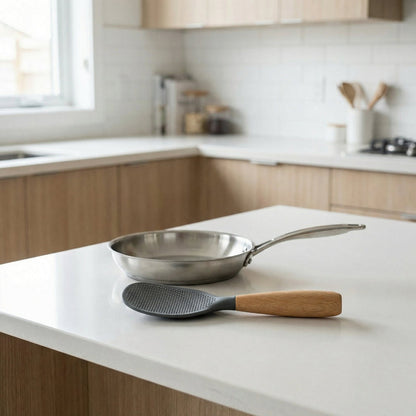 Pelle à Riz en Silicone Anti-Adhérent avec Manche en Bois Surface Texturée à Picots pour Cuisine Asiatique