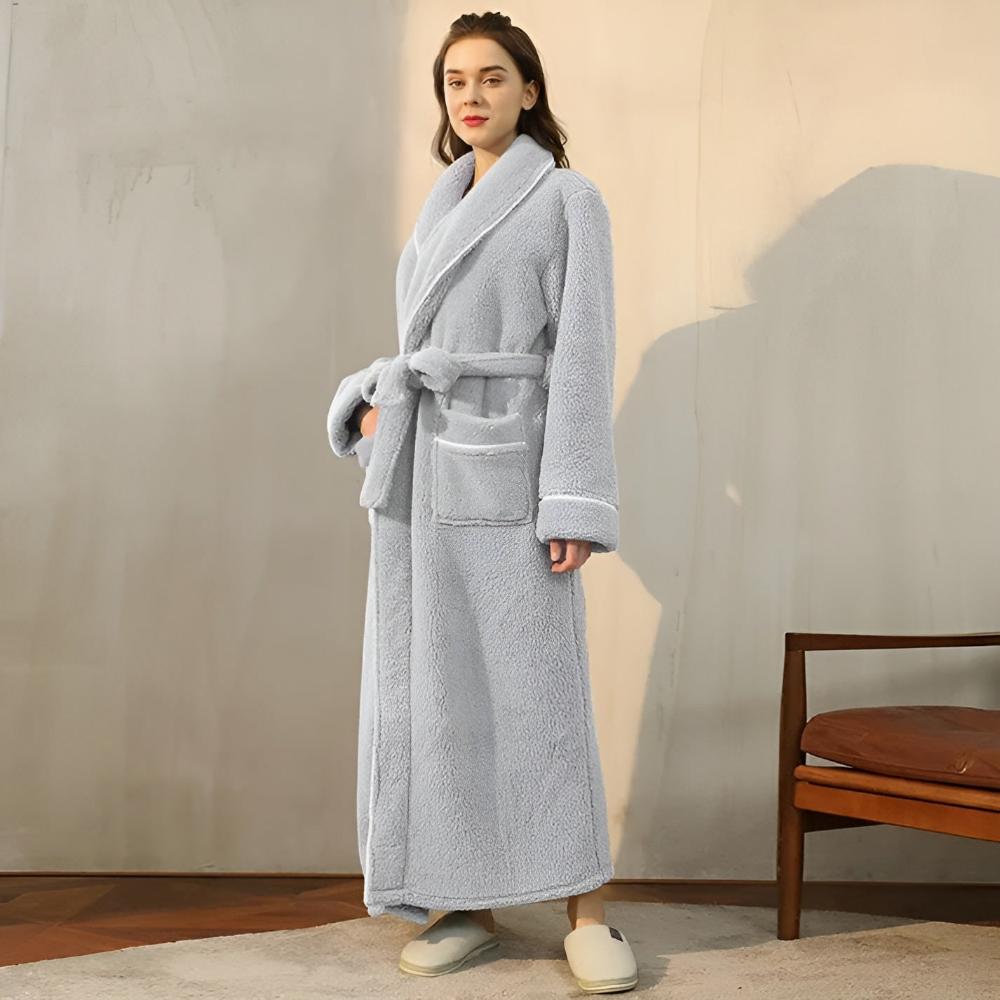 Lunara – Soft and Unisex Flannel Bathrobe