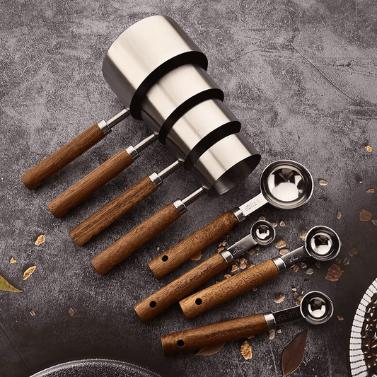 Terra – Set Doseur en Acier Inox et Chêne Massif (8 Pièces)