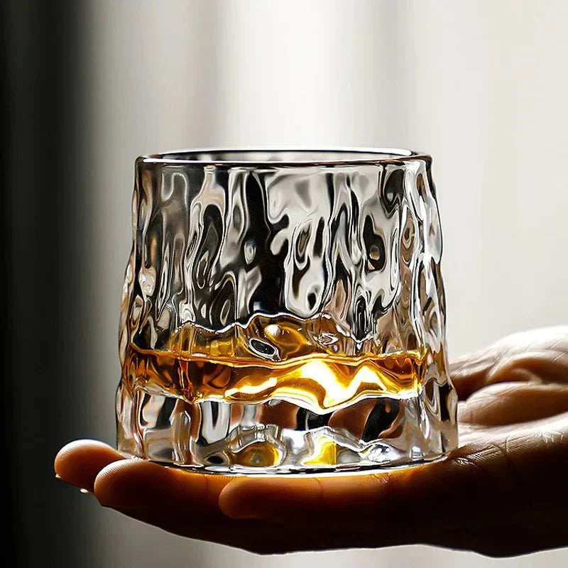 Lunaro – Verre à Whisky Texturé en Verre Soufflé Rotatif