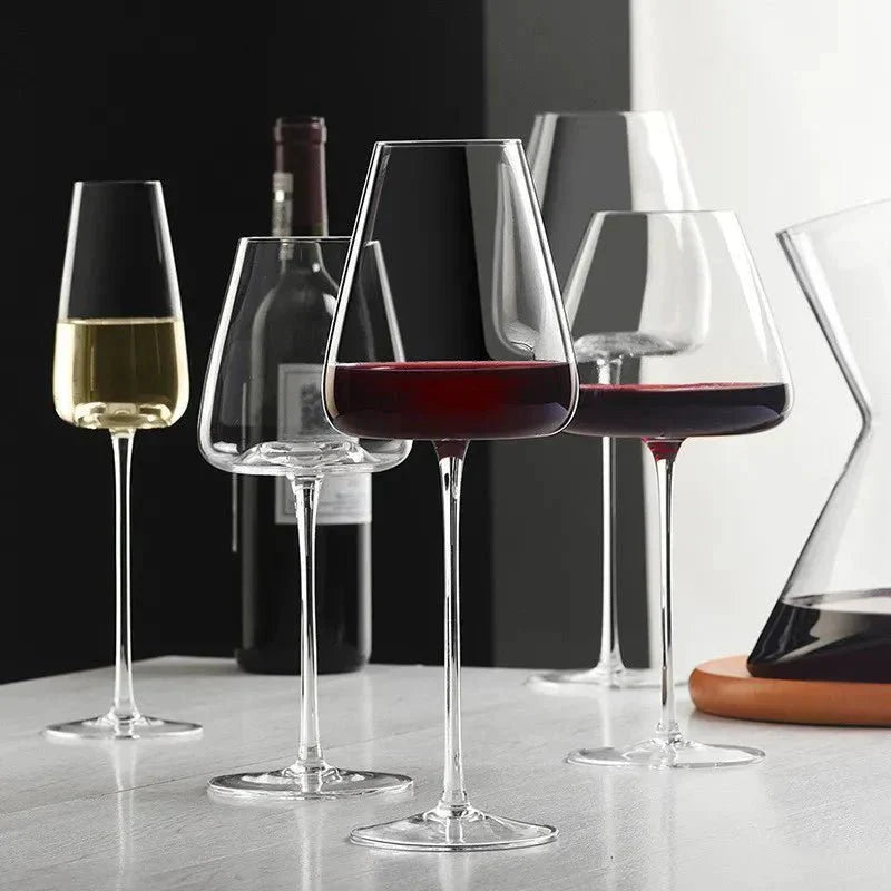 Velora – Verres à Vin et Champagne en Cristal Soufflé Main Élégants et Raffinés