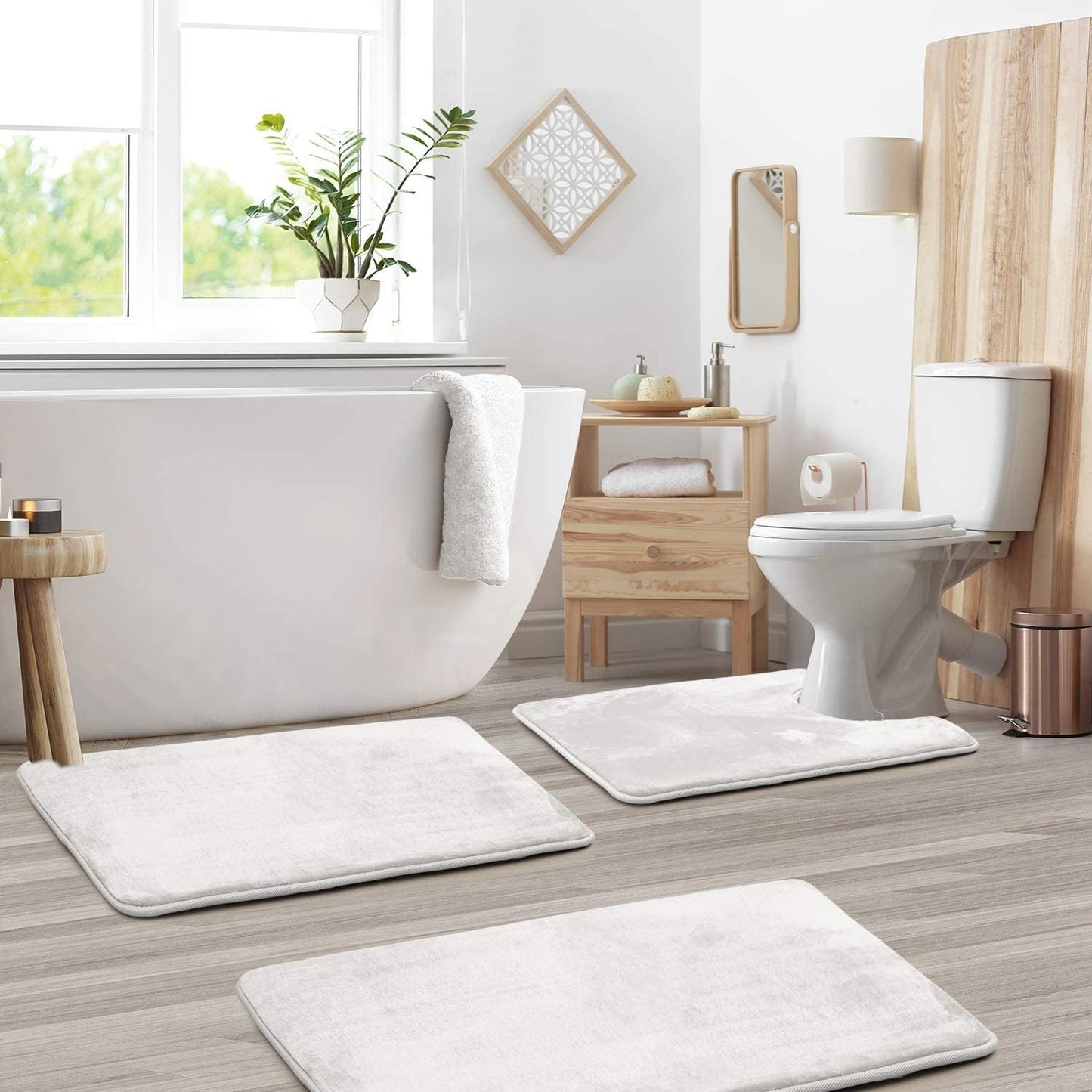 Velora – Tapis de Bain en Velours et Mousse à Mémoire Luxueux et Absorbant – Lot de 3 Pièces